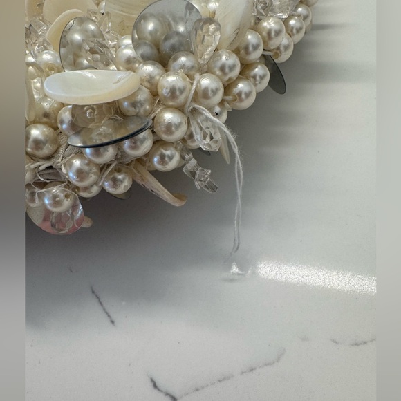 Viral Beaded Faux Pearl and Shell Shoulder Handbag - Picture 8 of 12